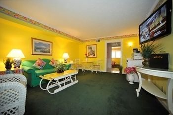Lilac Tree Suites Île Mackinac Extérieur photo